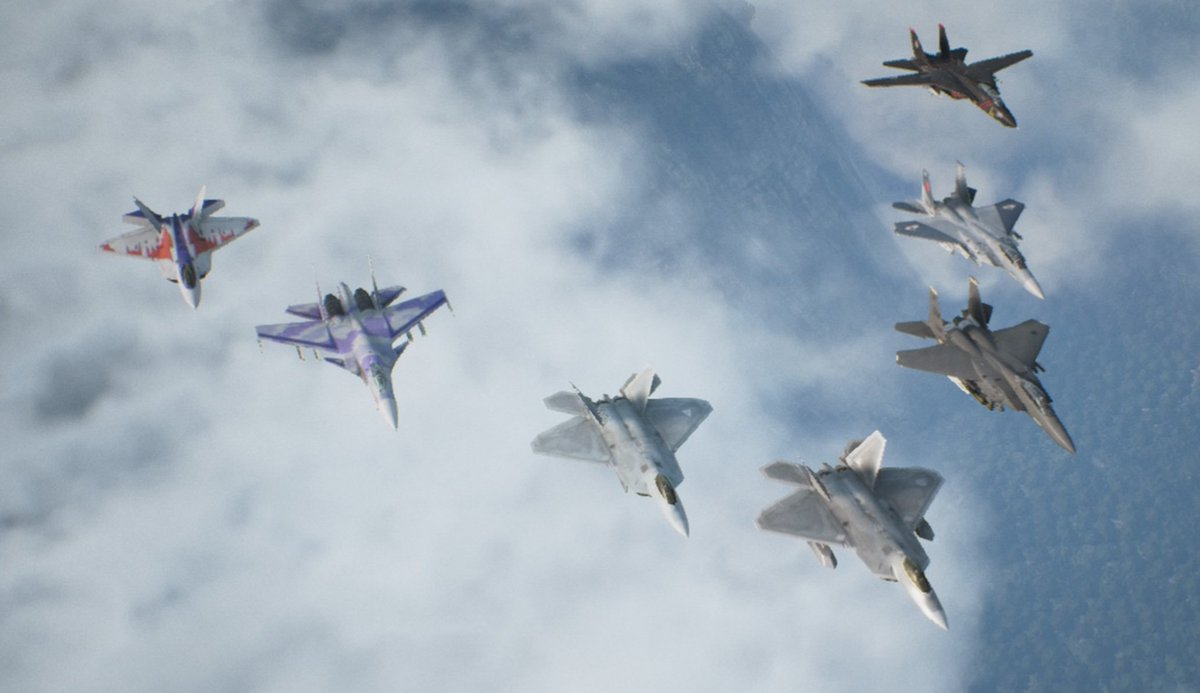 Dynastes_B's tweet photo. #ACE8 も発売目前となり、#ACE7 もいよいよフィナーレ……。

という事で最後に編隊飛行撮影を行いました！
こちらは歴代主人公編隊。

前回とは逆にトリガーを先頭に歴史を遡る形で編隊を組んでいます。 https://t.co/JyE3Y1BKWL