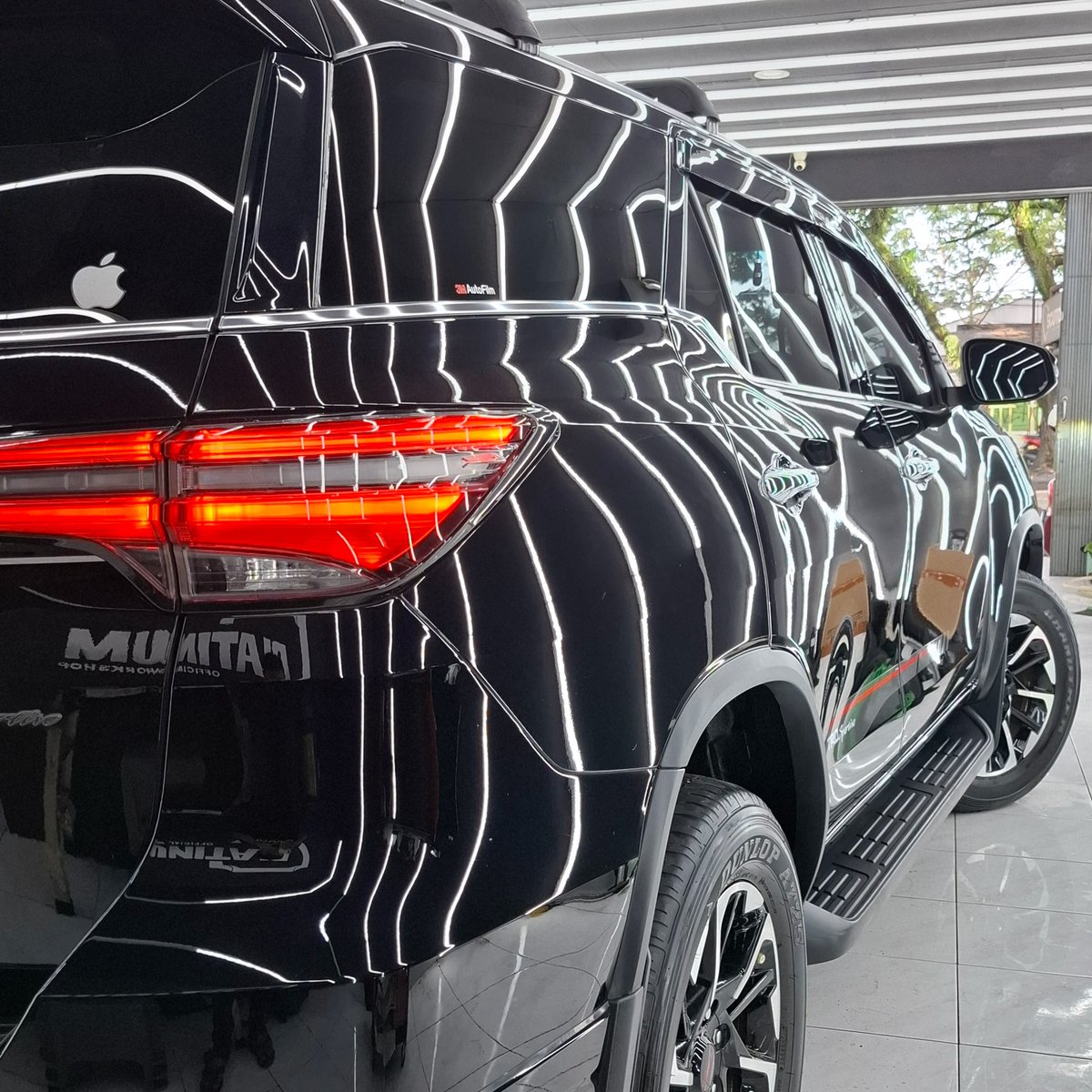 DerenSay's tweet photo. Toyota Fortuner after Nano Ceramic Coating by Scuto Yasmin. Protects paint from fading, yellowing, extreme weather, and keeps it glossy with a hydrophobic effect. Book now to protect your vehicle’s color. https://t.co/QOBicrM3N3