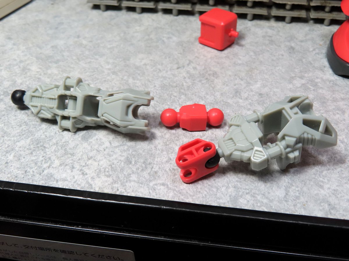 kozeni0505's tweet photo. ガンダムミキシマイズのブロックミックス性能
・アプリアライズアクション/スナップヒーローズBJ 〇
まじで同じだった
・ダイヤブロックBJ→△ 接続不可ではないがミキシマイズの方が大きい
・トランスフォーマー コンストラクトボッツBJ→軟質部の摩擦がある凸は接続可、凹の方は無理すれば入るかも https://t.co/5Iwvsb2eeP