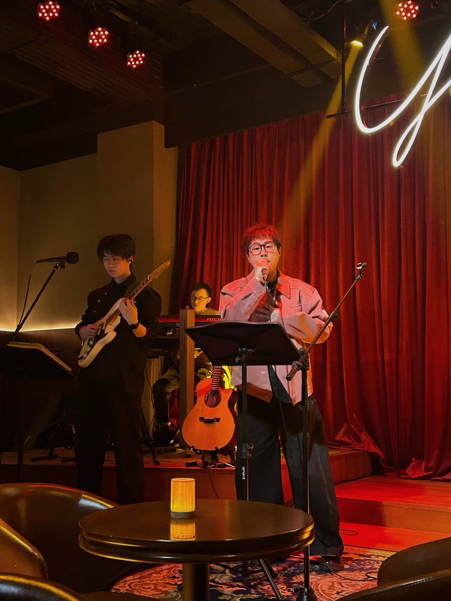 EvetteOsher's tweet photo. Disfruta una noche de música en vivo con ritmos que te harán bailar todo, la mejor experiencia para el alma. https://t.co/iLrOrDijNe