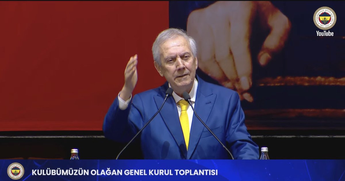 ajansfenercom's tweet photo. Aziz Yıldırım: “Bir sene sonra şampiyon olarak bırakacağım!” https://t.co/7hnPW9Vpa6