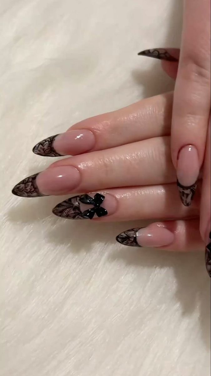 Outfit_Luxy's tweet photo. Nails inspro https://t.co/A8Vj5ktkq7