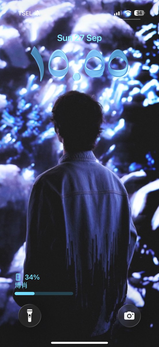 yibaersan's tweet photo. Yeah thanks for the lockscreen material yibo https://t.co/FfyojqVWSb