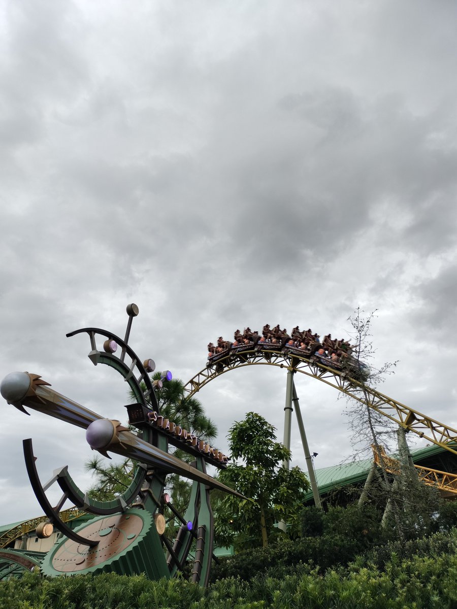 Drakhanlover's tweet photo. DIA 27 TOP 50
23: Stardust Racers / Epic Universe 
Màquina d'airtime molt però molt potent, però vam tenir males experiències amb les cues que no em van permetre gaudir tant, només fa que baixar https://t.co/iu9AQSSPWB