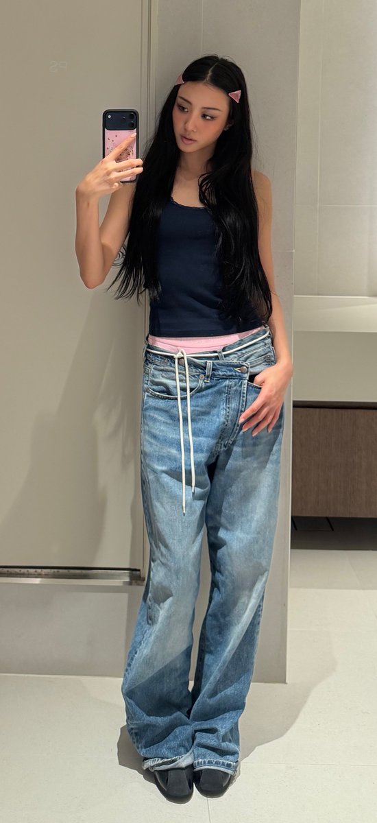 meovvrated tweet picture