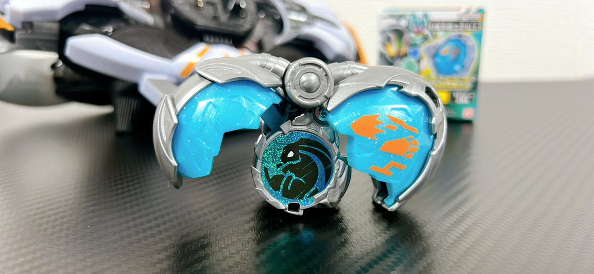 hirokun10chm's tweet photo. 【仮面ライダーマイス】お目当てGET！ライドエグズ4（スペシャルver.）をベルトにセット！特別音声が鳴る！ https://t.co/xnIK2Nl24f