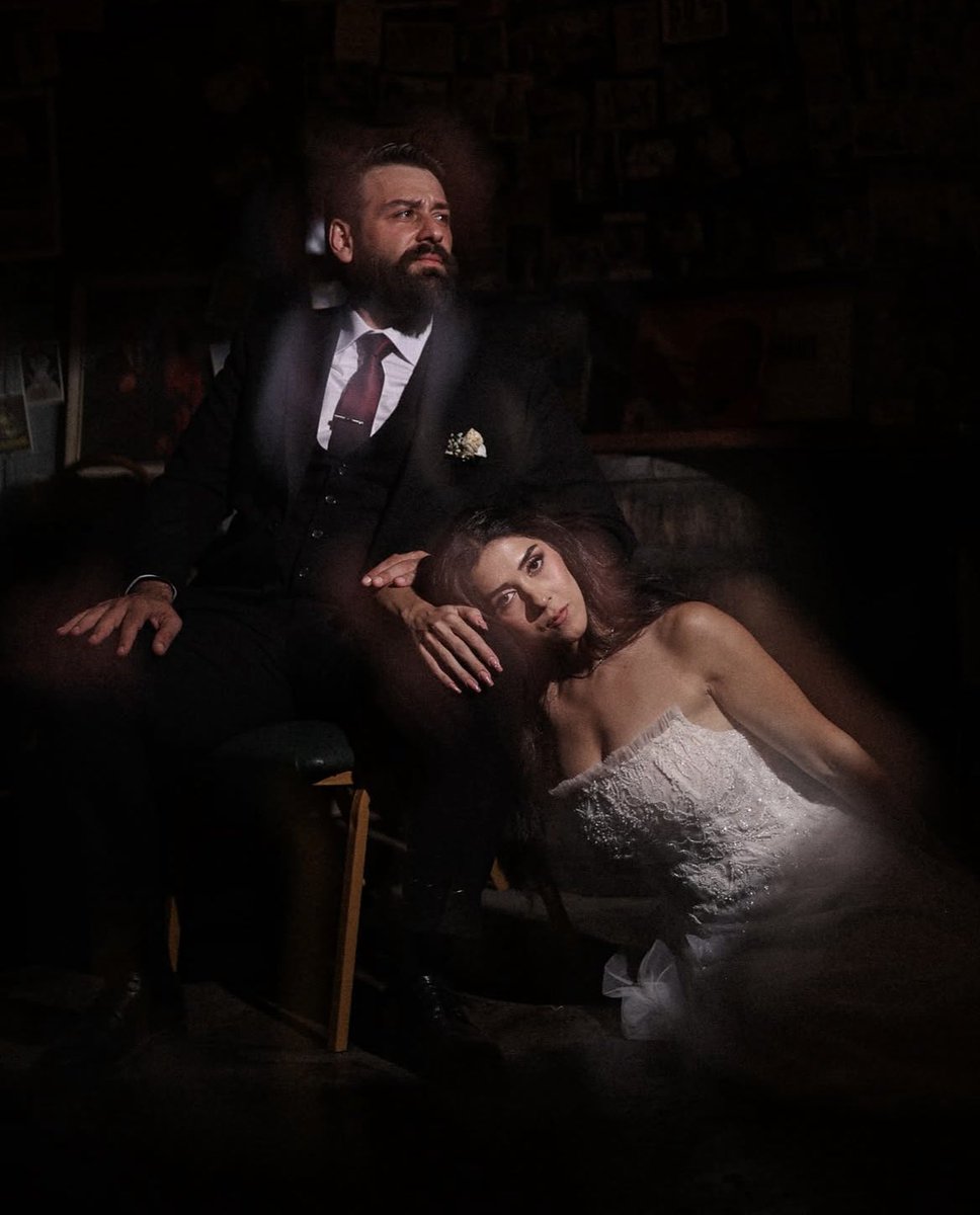Russella_A's tweet photo. Tied the knot 
@garofakrajian ❤️ https://t.co/WAEyrgC3BS