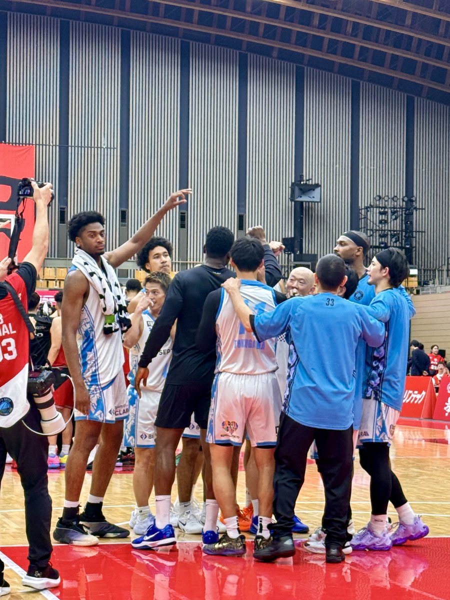 KevSmythe's tweet photo. いい答えだった。
最高な答えだった。
REB
TUBC41ー埼玉32
STL
TUBC17ー埼玉8
TUBCらしいバスケだった。
来週末、有明アリーナで!!
#TUBC
#GoGoUnited
#東京ユナイテッドBC https://t.co/VuhHqhl7Z5