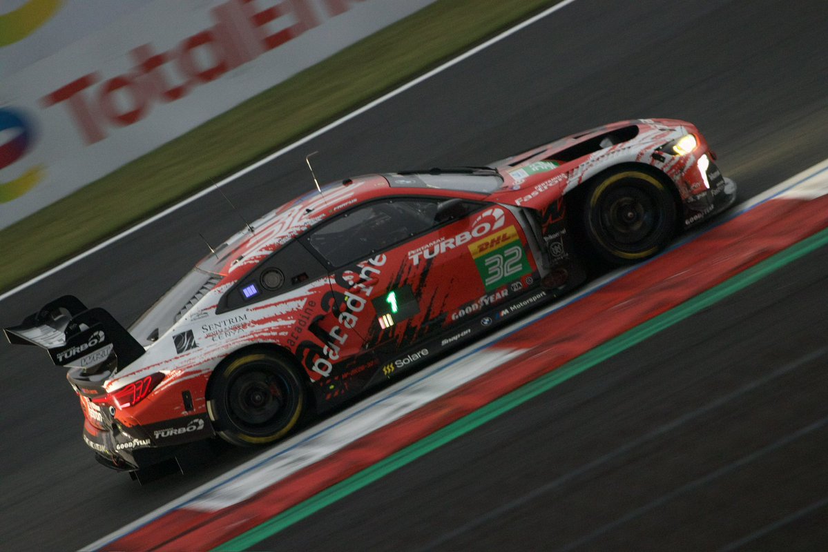 takeru_bianchi's tweet photo. 最後の20分、再開されてよかった〜
極上のバトルを見られたね。そしてトヨタとBMWのしたたかさ…この最後のを見られただけでも本当に今年も来られてよかったと思えた
#6HFUJI #富士スピードウェイ #WECjp #WEC https://t.co/mIXywZ3DOY