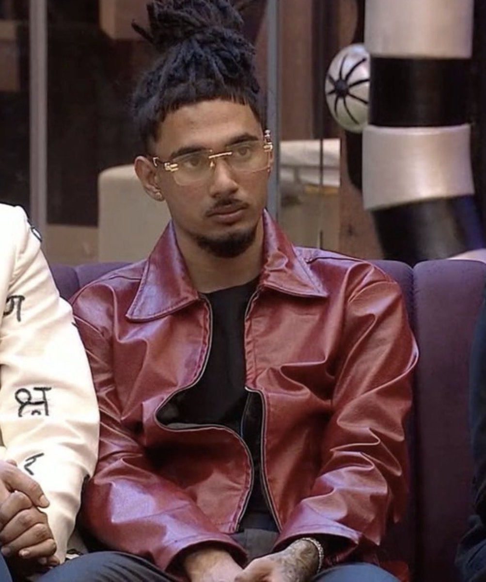 itsinstagram's tweet photo. I genuinely felt this is a season which can atleast give competition to Season 13

Yung &amp; group has that potential BUT Every year same script 💔

#YungDSA gave bangers after bangers to an extent that every dialogue is being recreated on SM

Mid season loading

#BiggBoss20 #BB20 https://t.co/dP8fHVnMbW