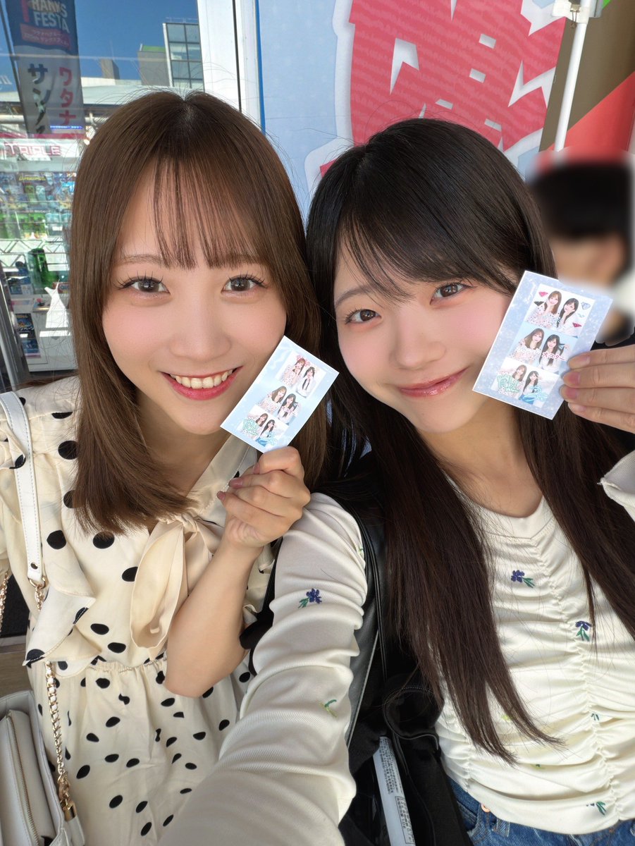Lets_chikochiko's tweet photo. ぽきちゃんと遊びましたー！！
さんかくとまる🍙食べて
プリクラ撮ったよー♡
最新ぽきちゃんは、めちゃお姉さんになっててソーキュート🥹💞
わたしと仲良くしてくれて、新潟のおもてなししてくれてありがとう〜🥹
新潟がもーっと好きになった３日間でした〜！！ https://t.co/slZ8PN3uND
