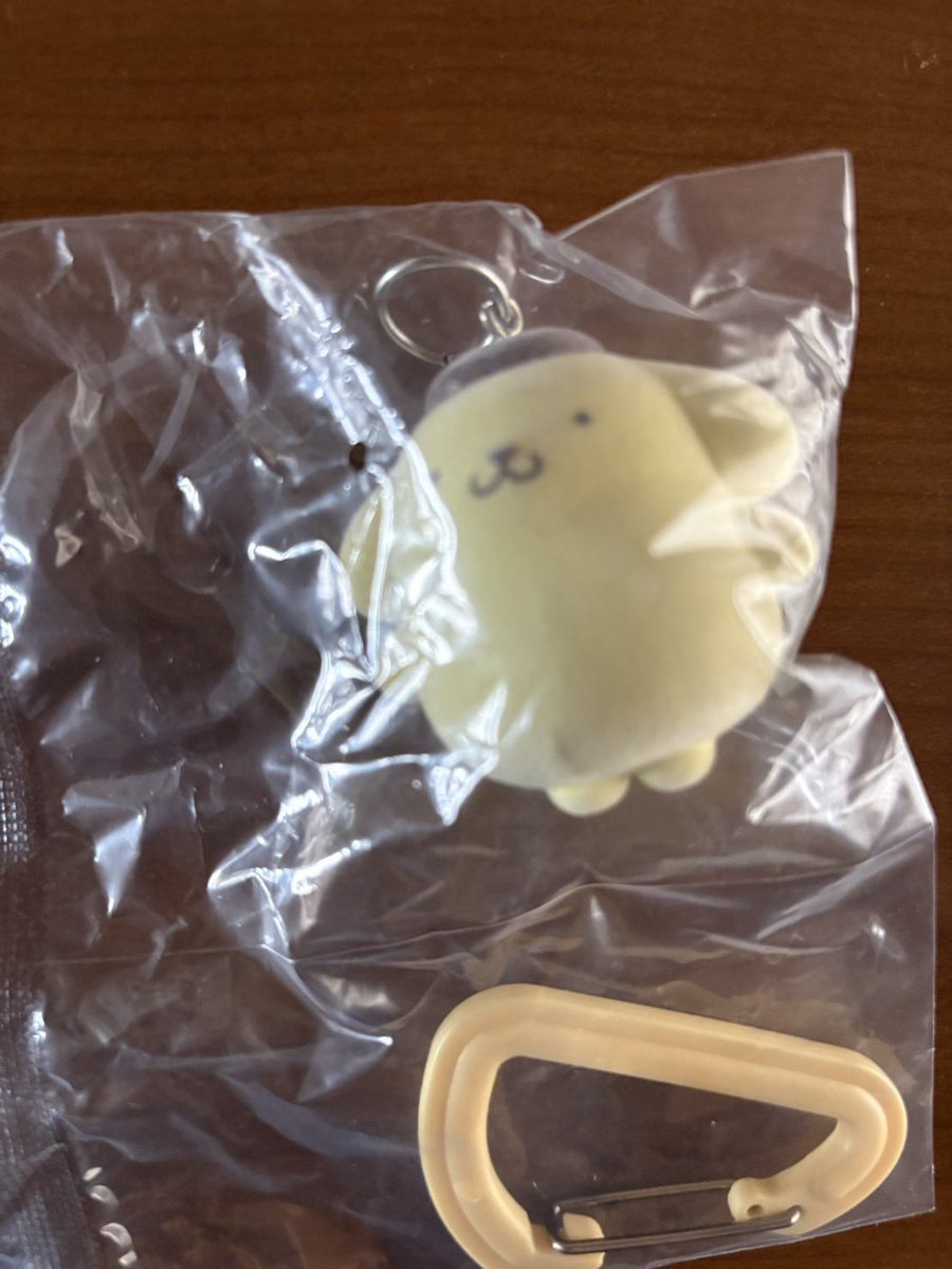 cakechan__n's tweet photo. サンリオ キャラクターズ カラフル カ��ビナマスコットチャーム交換

譲  ポムポムプリン

求  マイメロディ シナモロール ハローキティのいずれか

郵送交換希望です📮
お気軽にお声掛けください😊
 #サンリオ https://t.co/TPUKfXZxci