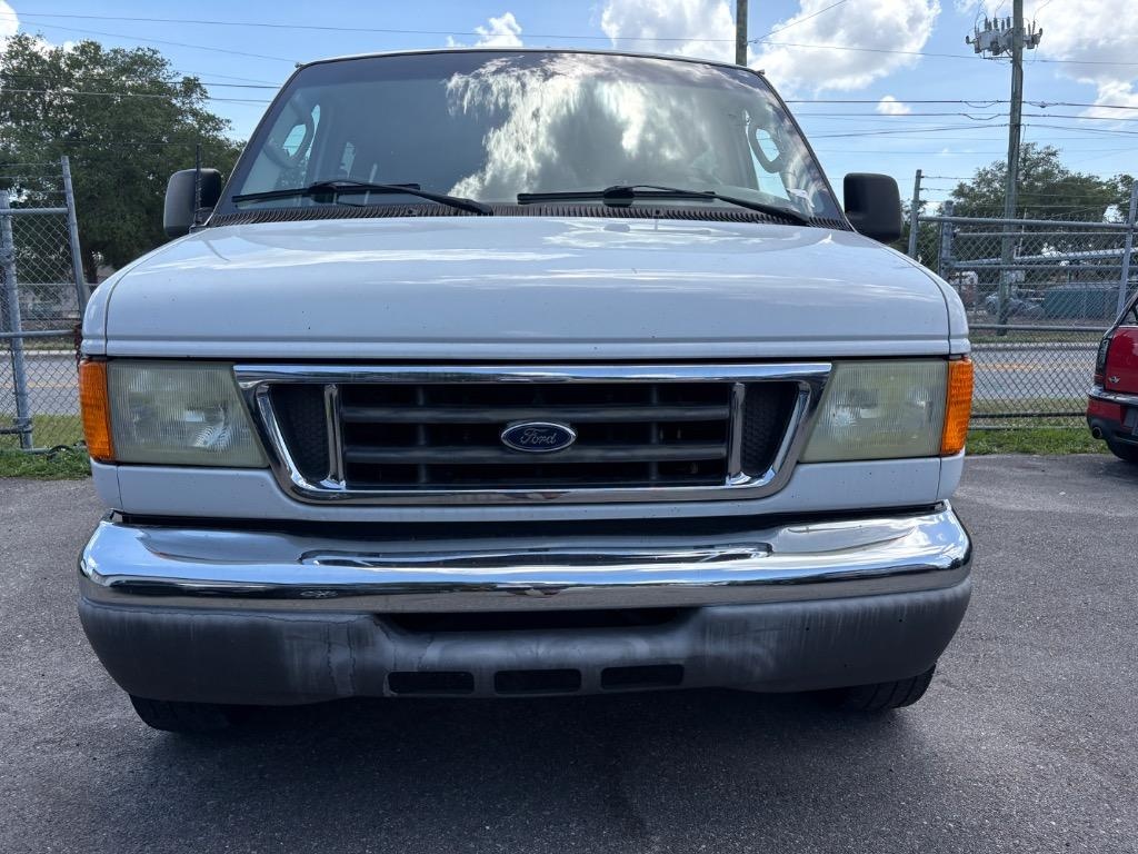 dessynhac's tweet photo. Looking for a reliable, versatile van? This 2006 Ford E350 Chateau has a 5. 4L V8, automatic transmission, 149, 520 miles, and plenty of space for cargo, camping, or family trips. White exterior, black interior. Just $9, 988. https://t.co/cpy9hdWEz3