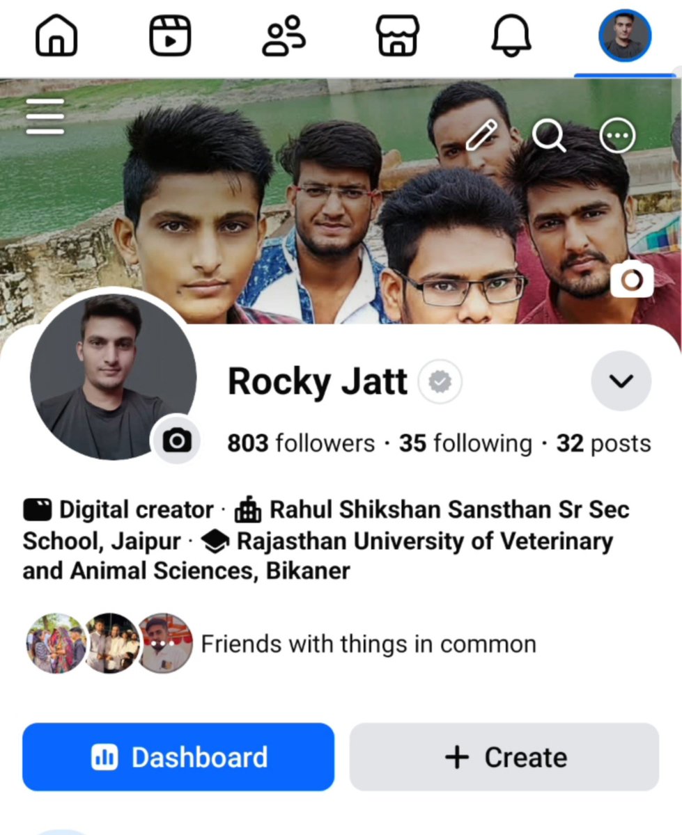 RockyJatt29's tweet photo. फेसबुक वाला चाचा भी ब्लू टिक लेने के लिए बोल रहा है।

ज़ुकू चाचा फ्री में नीली बत्ती ऑफर भी कर रहा है।

फेसबुक पर भी ब्ल्यू टिक लेलूं क्या? https://t.co/YVdlqiE5nI