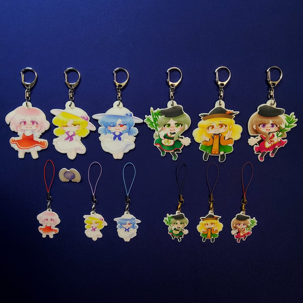 chokkkin's tweet photo. 秋季例大祭☆頒布物
ストラップ・キーホルダー・ピンバッジ各500円
他にも過去頒布したもの等いろいろ持っていきます。
手作りグッズで各個数は少なめですが種類は豊富☆
来週は東京ビッグサイトでよろしくね✌️
つ25b チョキ☆チョッキン
#秋季例大祭13 #東方 #東方Project https://t.co/XuALn3crZC