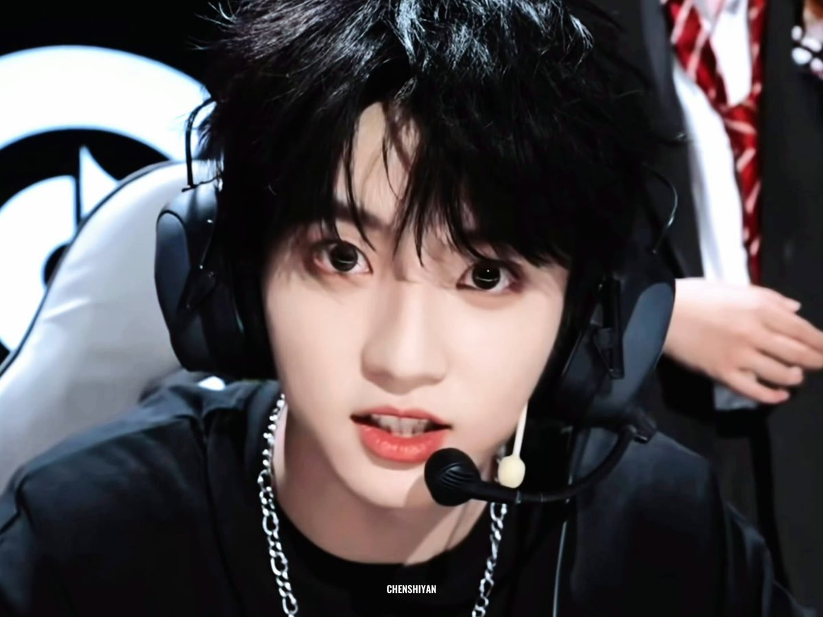 Muen_1116's tweet photo. My heart leans toward you https://t.co/wNwprGrDbz