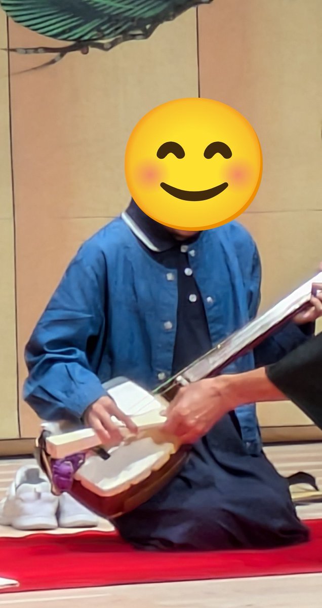Shirley_Temple_'s tweet photo. 文楽のワークショップに参加してきました。初めて三味線、人形に触らせてもらえて、楽しかったようです。

#文楽
#人形浄瑠璃
#シアターマド https://t.co/YJ7ul3FsyK