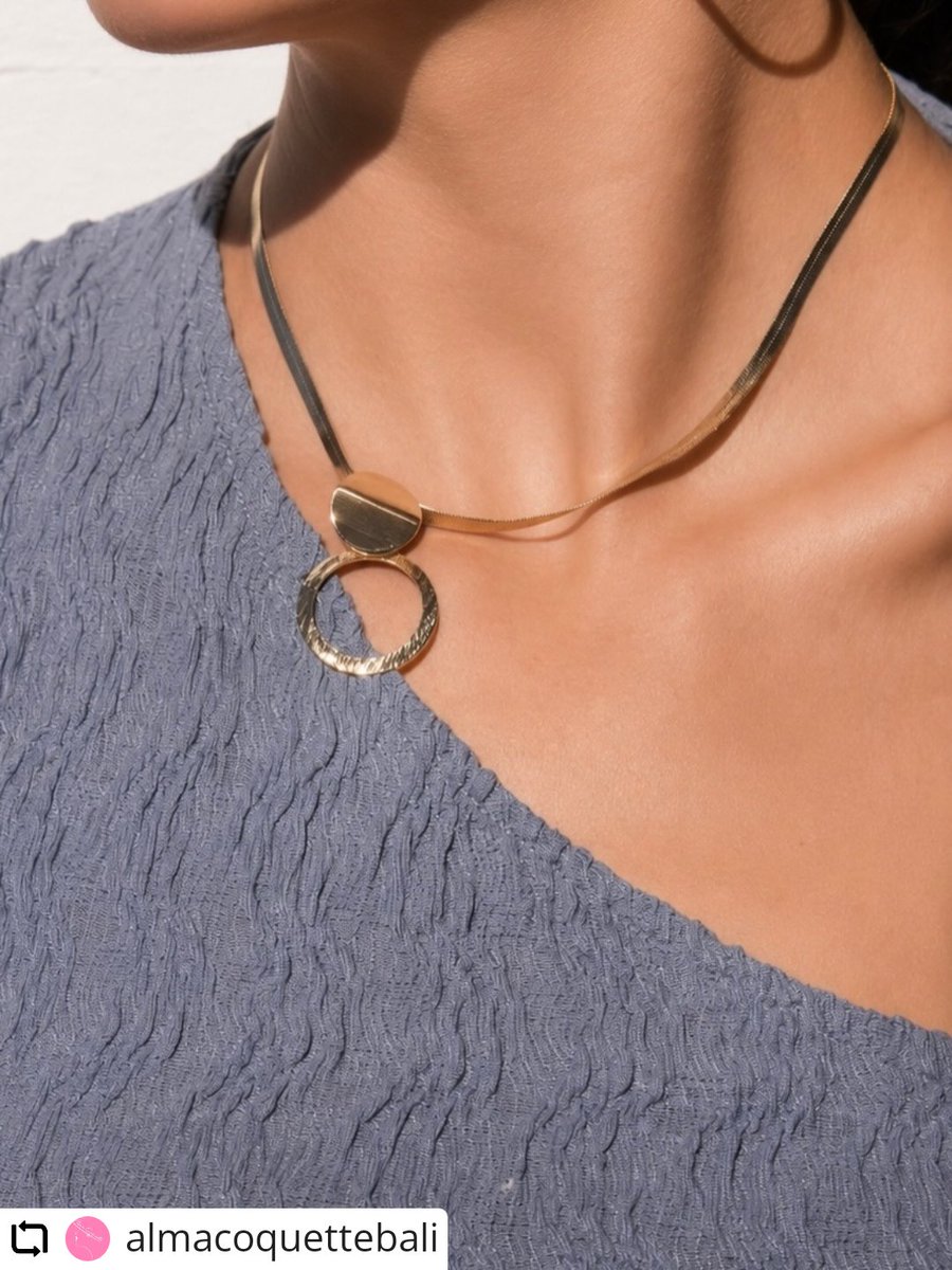 almacoquettejls's tweet photo. #Repost @almacoquettebali 
• • • • • •
Set Luz... A little sparkle, a lot of you. 
Timeless pieces made to become part of your story.
https://t.co/HYznnfMI1L https://t.co/O3PkIuRKB7