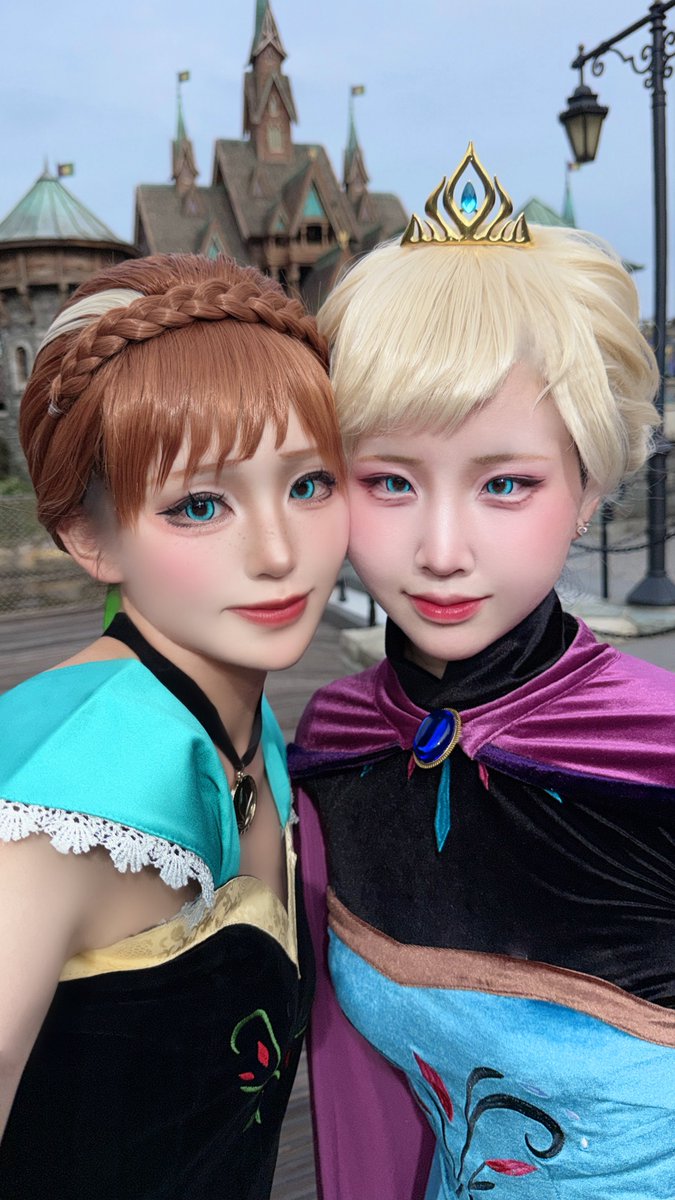 oto_cos0405's tweet photo. 𝐴𝑛𝑛𝑎&amp;𝐸𝑙𝑠𝑎

 #Dハロ仮装2026 https://t.co/qlOZIePJaA