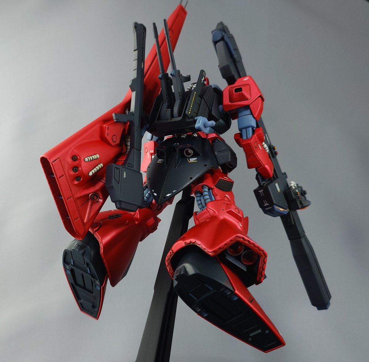 ZUBARISUTO's tweet photo. 初めて買ったモデルグラフィックスに掲載されていたのが永野護氏のシュツルムディアスの作例とバインダーの設定画。ずいぶんと長くかかってしまいましたが、忘れ物は無事に回収できました👍

#今月作ったプラモ晒そうぜ https://t.co/ENm1Uphwmr