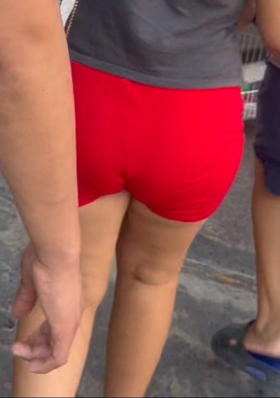 elacosusi's tweet photo. Delicioso culo de puta #candidhs #candid #creepshot #culo #putazorra #voyeur #brosis https://t.co/ySXo70pIGj