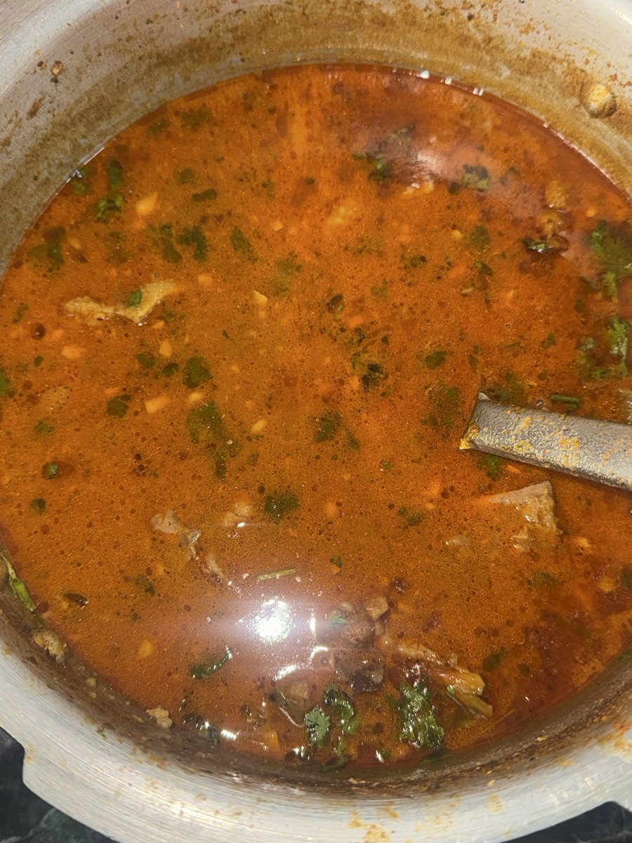 ItsParvathi's tweet photo. மதிய சாப்பாடு..😋 புரட்டாசி விரத நண்பர்களுக்கு சமர்ப்பணம் 😌

#parvathitalks https://t.co/NXgs8GIWwW