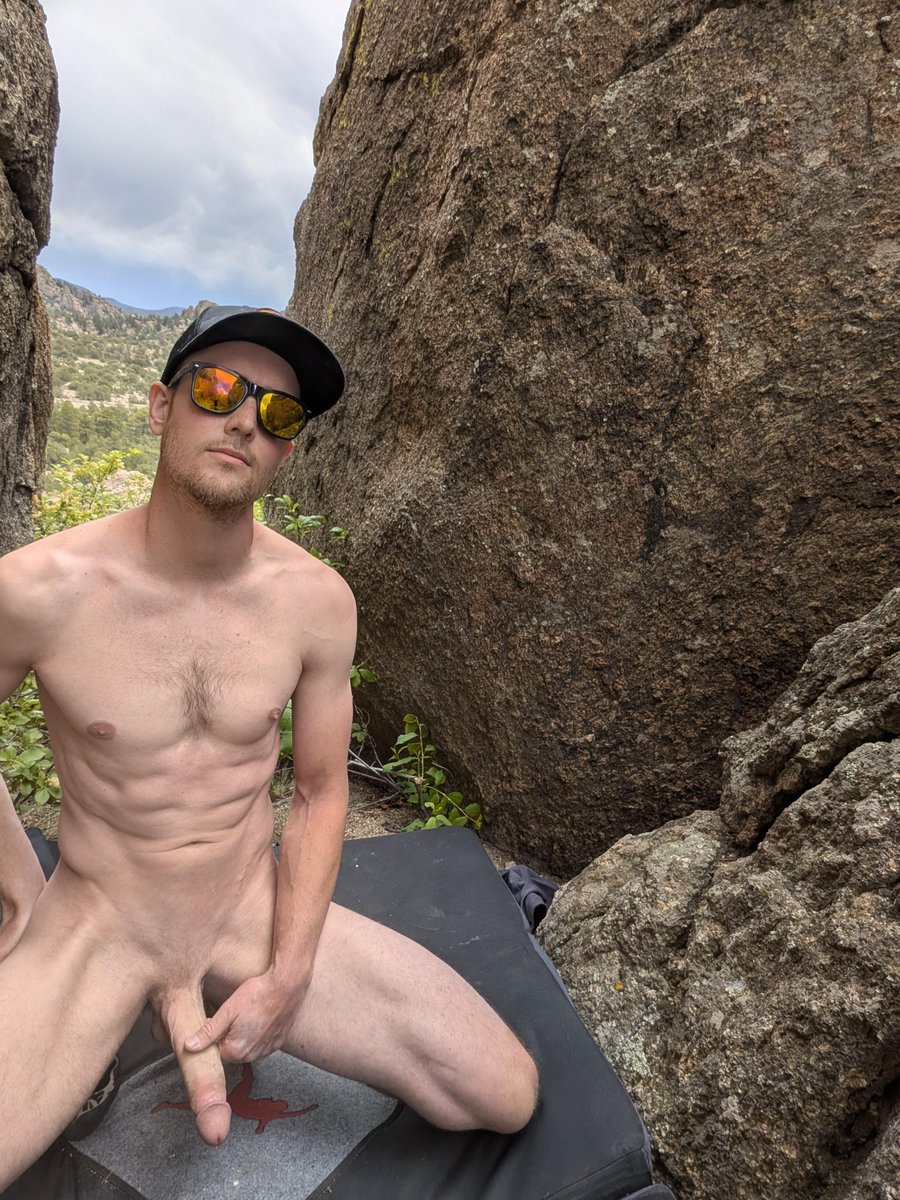 St_Pieters's tweet photo. #Autumn #Leaves #October 2nd 2026 #shirtless #men #hot #guys #sixpack #cut #uncut #cute #horny #abs #hunk #hairy #tattoo #hard https://t.co/5U8iWGw4l7