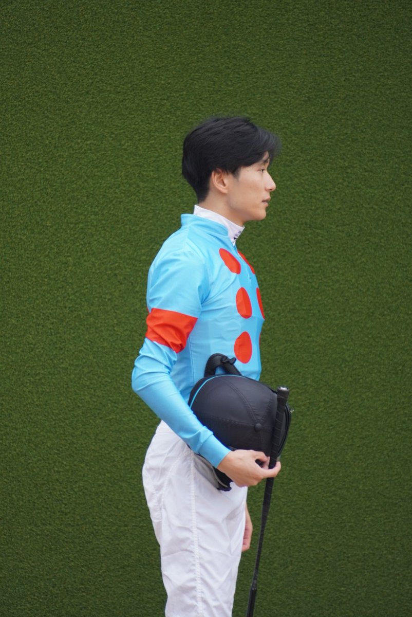 ryu531star's tweet photo. 「坂井さーん」って呼ばれて振り向くりゅーせーさんにメロついて𝑳𝒐𝒗𝒆 𝒔𝒐 𝒔𝒘𝒆𝒆𝒕流れた🥺💖🎶 https://t.co/ELFKFbuFdZ