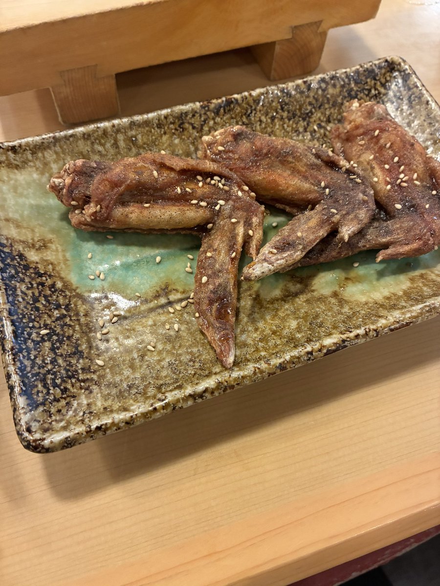seseriKGSM's tweet photo. 久しぶりにデリヘル呼んで、その後お寿司食べた
嬢からお土産ももらっちゃった https://t.co/hvhSxDjyXo