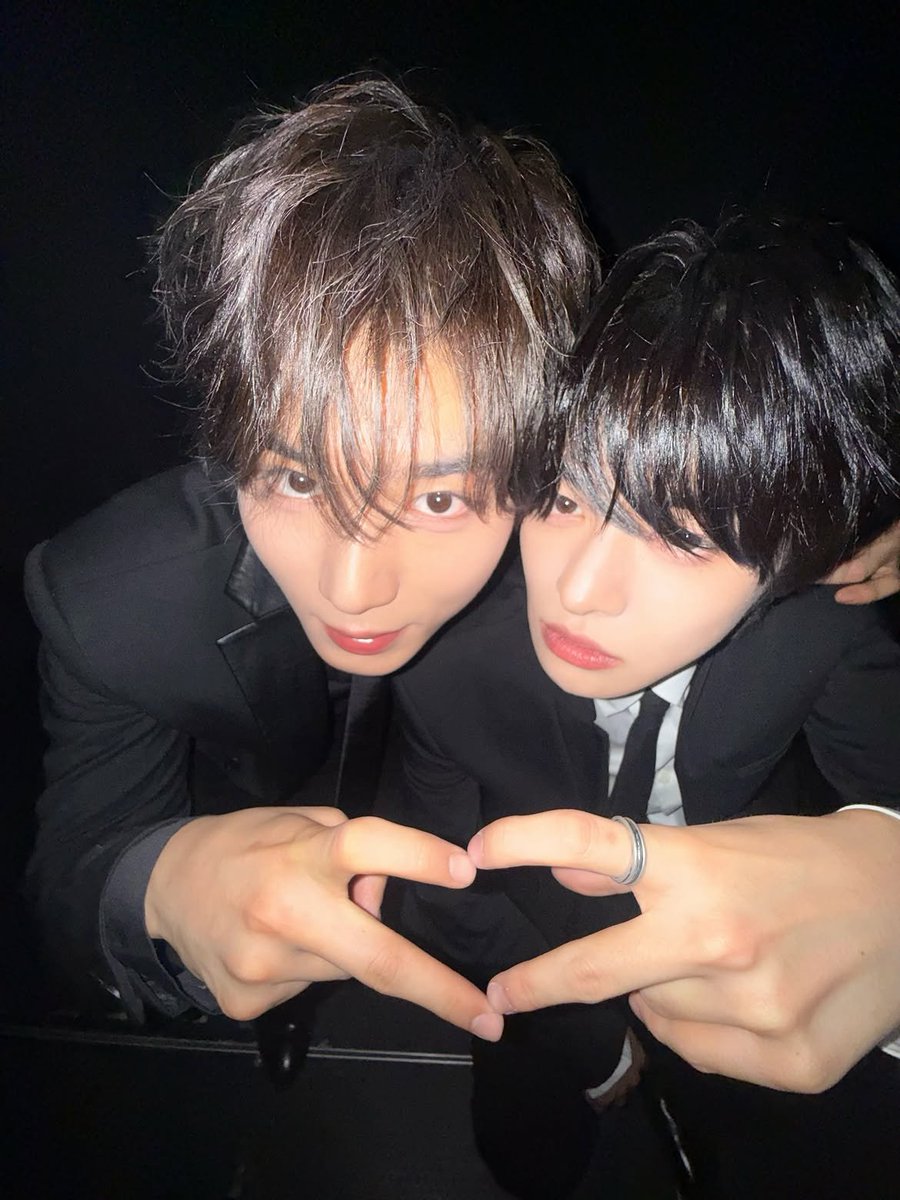 ALD1UP_INA's tweet photo. 260927 Instagram update 

MC’s in MEXICO 🇲🇽🌮 #ALPHADRIVEONE #ALD1 #알파드라이브원 #LEO #JUNSEO https://t.co/b1iL6I4gRd