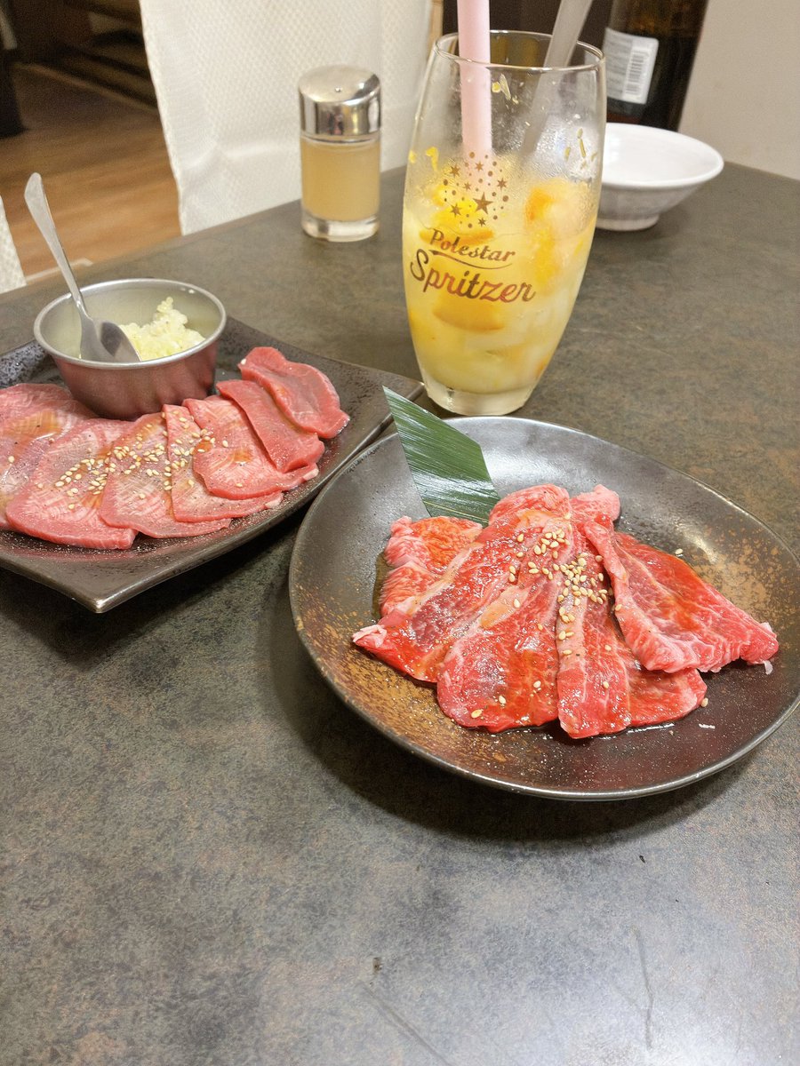 ochainyanko's tweet photo. ヤギくん今夜の焼肉パーティ会場はこちらだよ https://t.co/YCwNhhosvE