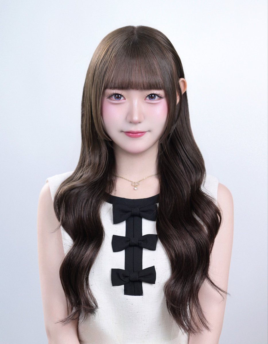 Ririka20070727's tweet photo. 証明写真（՞>⩊<՞）🩵

前回バズりまくってたから今回もバズらせて https://t.co/Dc6G4dOdRn