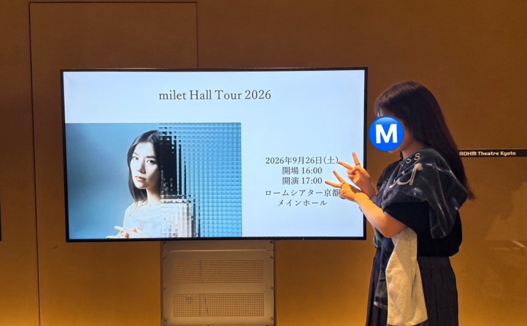 eas_miles's tweet photo. Made of Glass 京都☆彡（実はこの日私22歳のﾊﾞｰｽﾃﾞｨでした。）このツアーすごい本当にすごいこれからどうなっちゃうの！でもツアーを通してより鮮明にこの”Made of Glass “を理解していく気がしてるまだまだいくぞnextｶﾞｰﾃﾞﾝｼｱﾀｰ🍂（の前に音博ﾀﾉｼﾐ！）#milet_MadeofGlass 💎 https://t.co/yUls6v7L3f