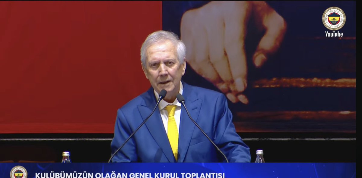 ajansfenercom's tweet photo. Aziz Yıldırım: “Fenerbahçe’nin parası çok. Şu anda kasada 77 ml € para var!” https://t.co/Dp0JFo4pvs