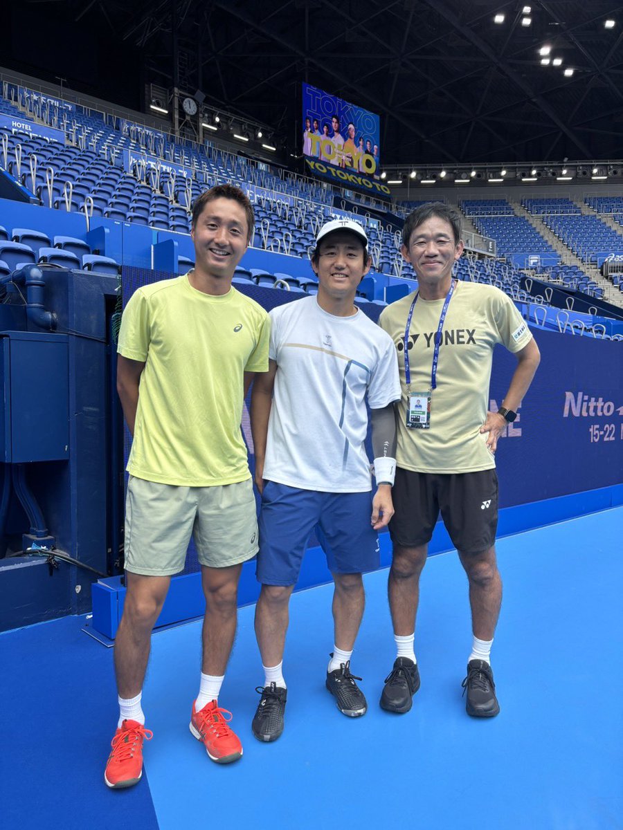 yoshihitotennis's tweet photo. 31歳最初のヒッティングは慎太郎と。明日から予選頑張ろう！
31歳こそは怪我での離脱をしない事が目標です。 https://t.co/19N7PFNEuL