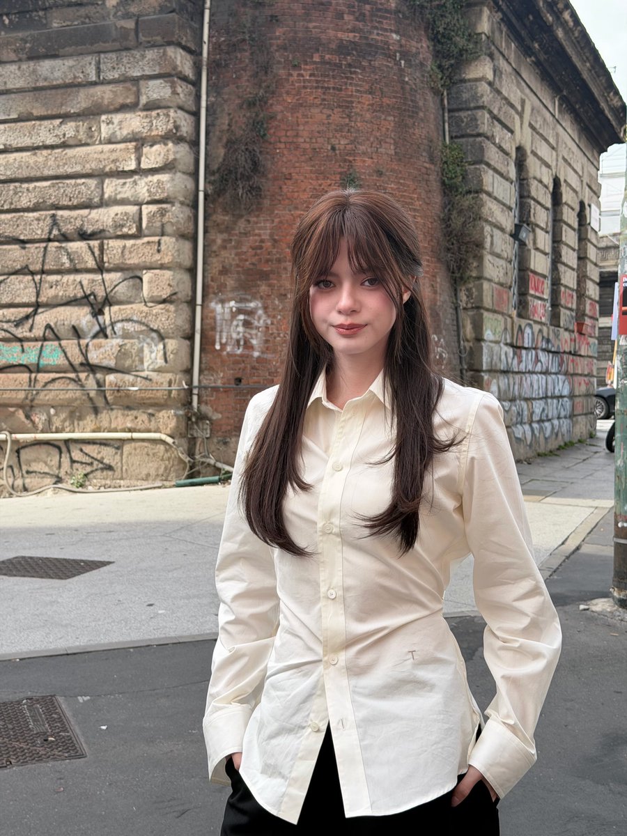 beckyfanclub05's tweet photo. 📸 💜 : 𝗯𝗲𝗰𝗰𝗰𝗮

Milan, Ti amo✈️💗

@Tods @AngelssBecky
 
#BeckyxTodsSS27 #Tods #TodsSS27 
#beckysangels #BeckyArmstrong‌ 
#BeckyxMFWTodsSS27 #MilanFashionWeek https://t.co/xcGjknmqdj