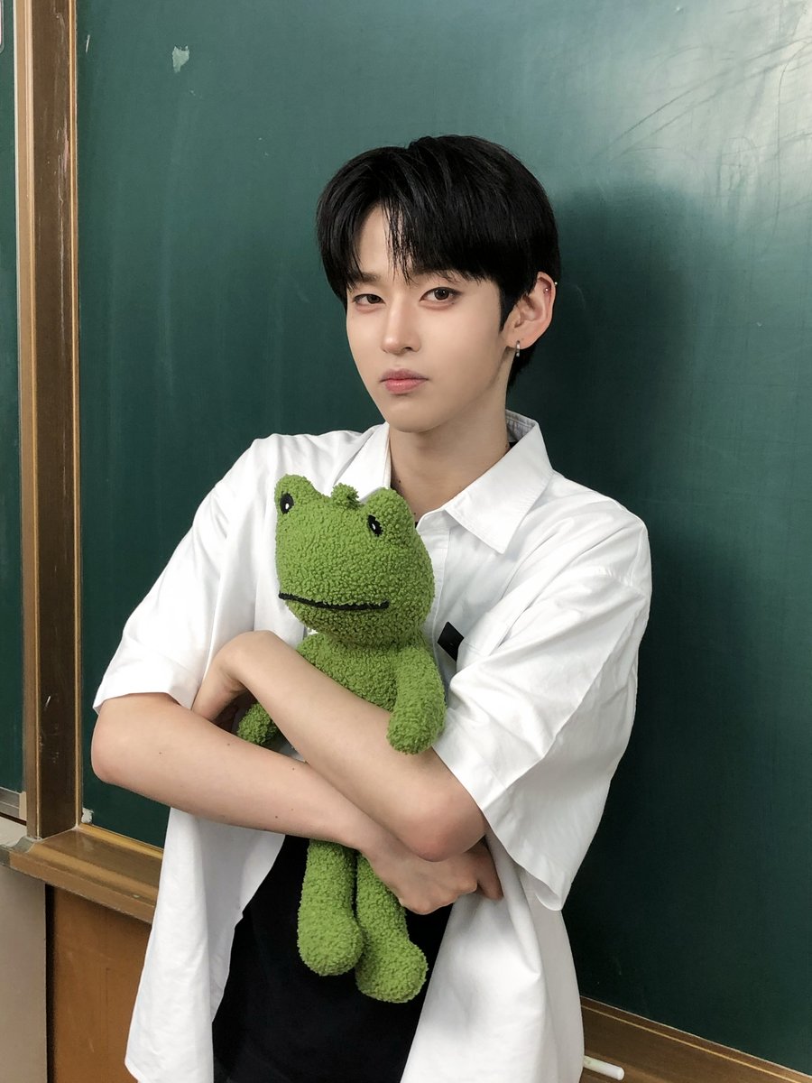 idntt_cosmo's tweet photo. 앞으로 내가 지켜줄게.

#idntt #아이덴티티
#토와 #towa https://t.co/P0Xf9J9udt