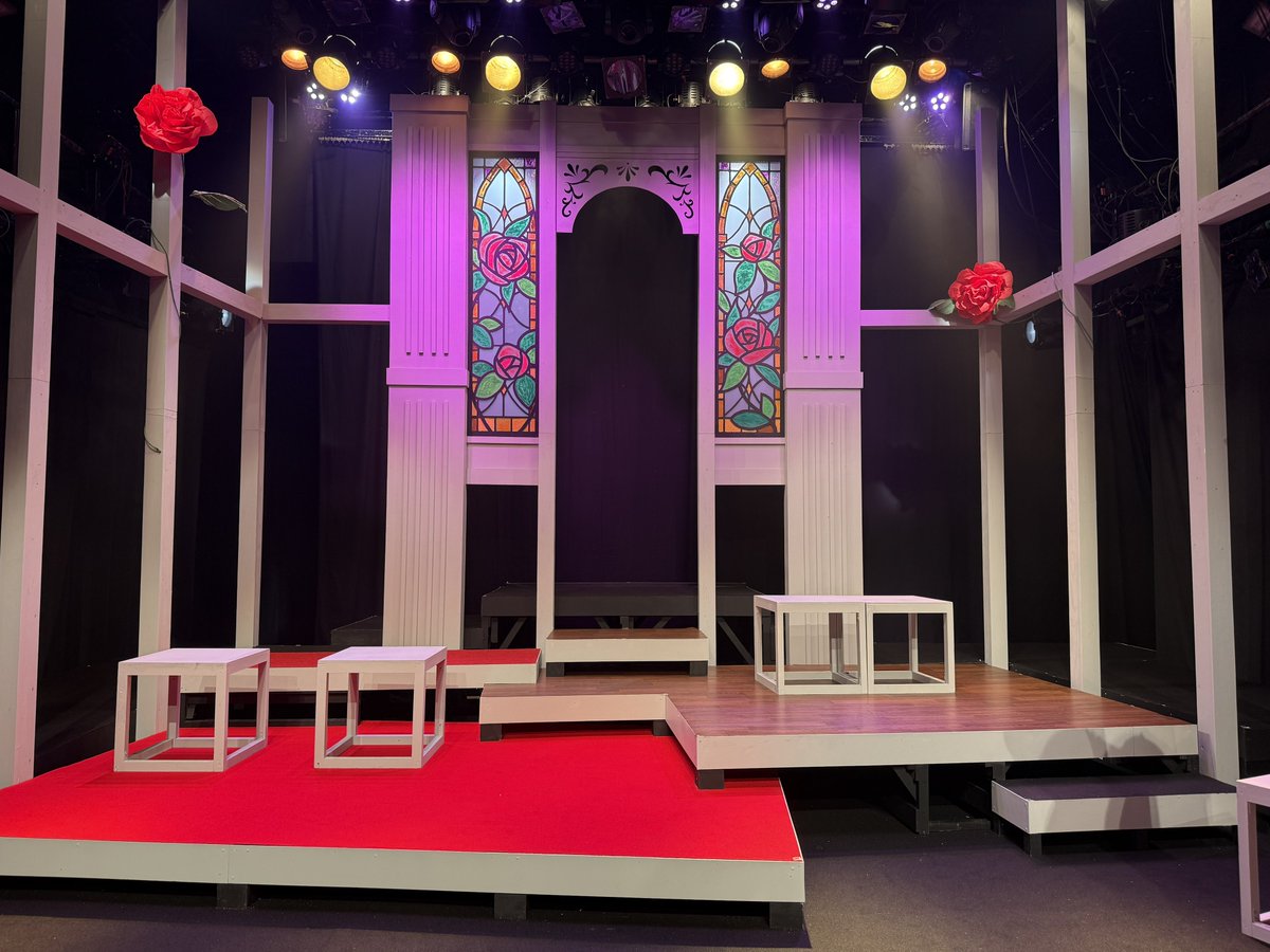 gekidan_enogu's tweet photo. 劇団えのぐ第十六回公演
「薔薇色に想えた人生でした」
9月23日(水)〜27日(日)

全8公演無事に終演しました🌹
ご来場いただいた皆様、応援してくださった皆様、支えてくださったスタッフ様、出演してくれた共演者様、本当にありがとうございました🌹

あなたの人生は何色ですか？

#薔薇想 #劇団えのぐ https://t.co/hOv3qb2GUM