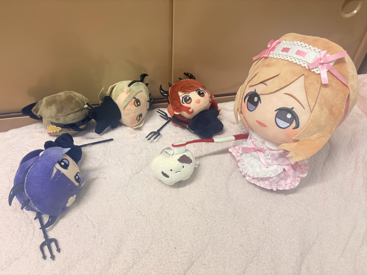 protrude_glue's tweet photo. 歯磨きたい♪
ん〜汚れ無いの♪ https://t.co/2YCP9wimf5
