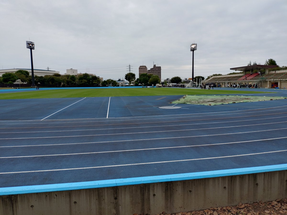 hajimekun88's tweet photo. 仕事が終わらず😢試合生では観られなかったけれど😢南葛ホーム最終戦&amp;奥戸天然芝スタジアム🏟️そして何よりも南葛のみなさんに会いたくて奥戸駆けつけました☺️試合は負けてしまいましたが全社でやってくれると信じて！応援あるのみ🙌まだまだ南葛には伸びしろ未来がある✨️野人熱波もまた🔥😁
#南葛SC https://t.co/TAGWcsXai6