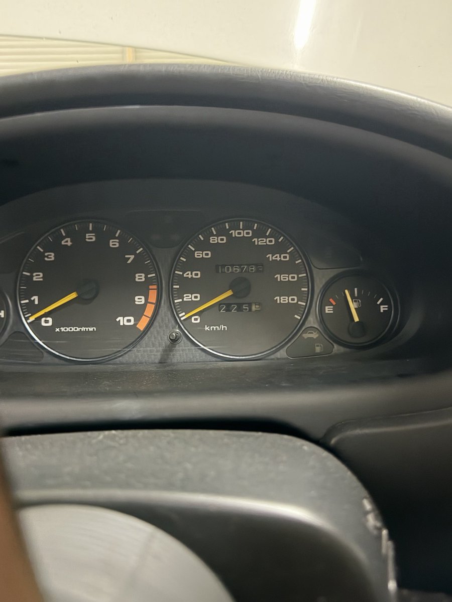 R7153480's tweet photo. インテグラ TYPE R  96スペック 興味ある方いませんか？知り合いの方が200万で手放そうと考えているみたいです。 #車売ります #DC2 https://t.co/eIOo2RknfP