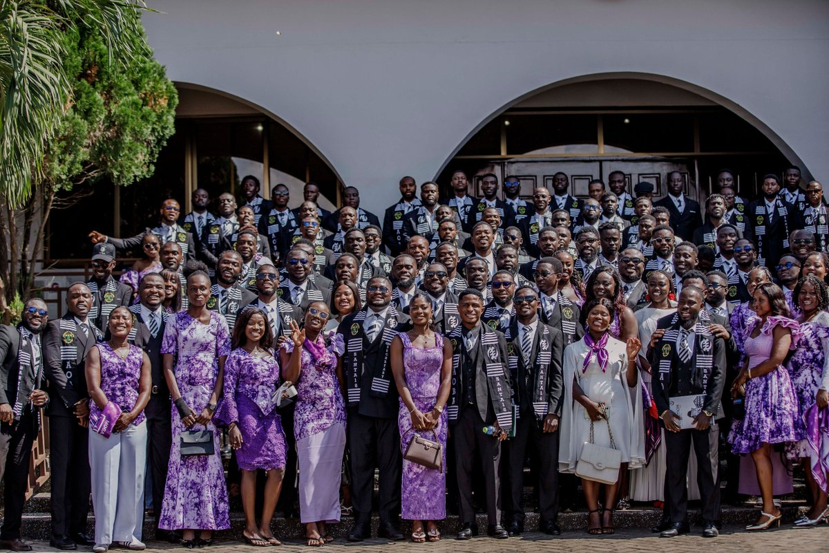 Adisadel_16's tweet photo. The saying "behind every successful man, there is a woman" 😍

To the ladies who joined us, celebrated with us, and helped make our induction even more memorable, we appreciate you.

Thank you for the smiles, the energy, the support, and the presence. 💜🤎💚💛 🖤🤍 Check our Instagram  for more images❤️

 #santamoga 
#santaholi 
#Santageyhey 
#induction2016 
#adisadelcollege