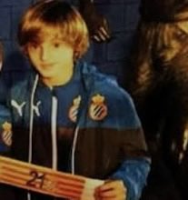 ireponce's tweet photo. Canterano del Bar$a, claro que si 😂😂

#rcde https://t.co/4OUv64J3yW