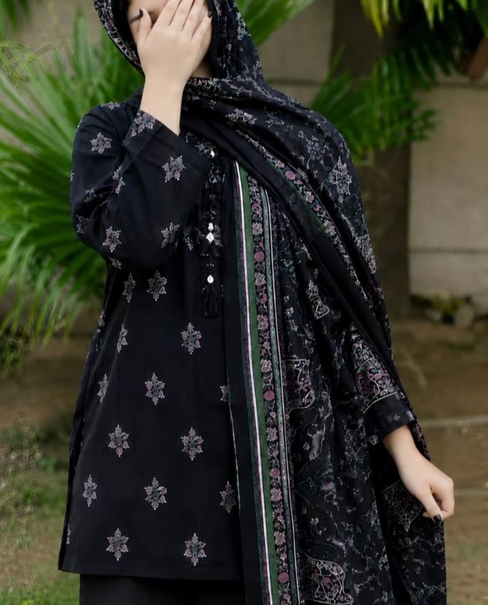 M_Sial6's tweet photo. تو نایاب سا ہمیشہ 
میں عام سا مسلسل 
🧸🌸♥️ https://t.co/Ov7vV44e2h