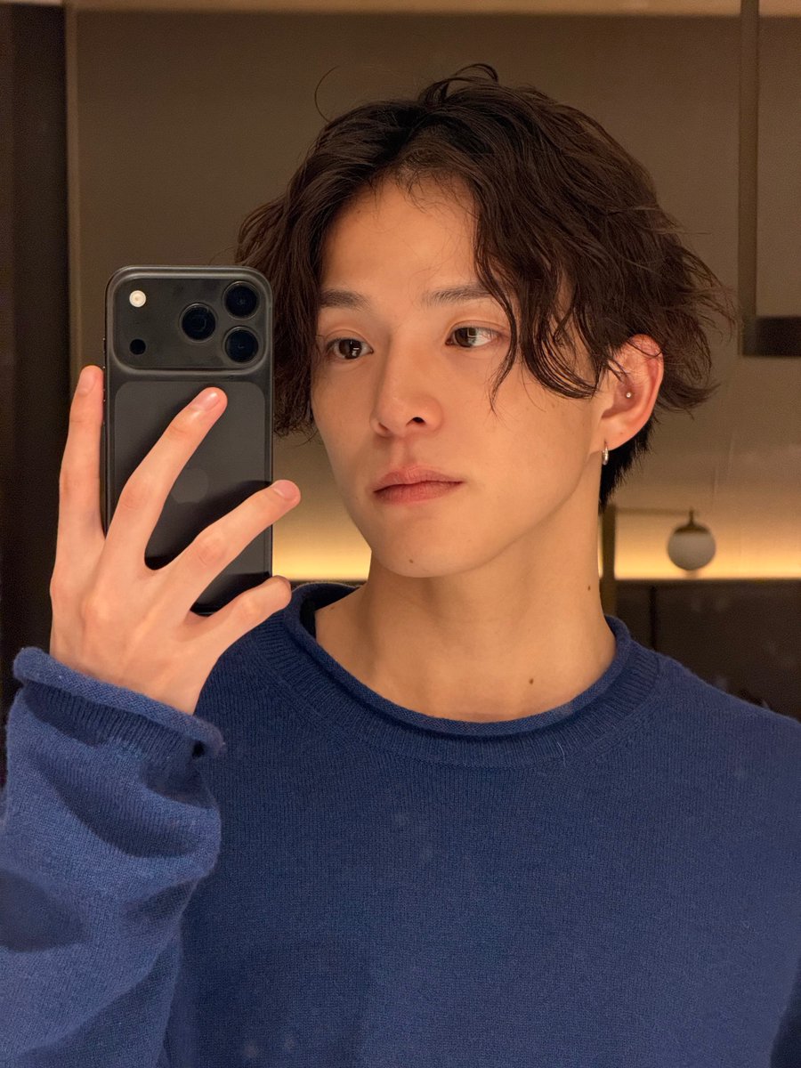 GG__YOYOSHI's tweet photo. ซาฮิ หล่อจัง https://t.co/yRM2lquaUL