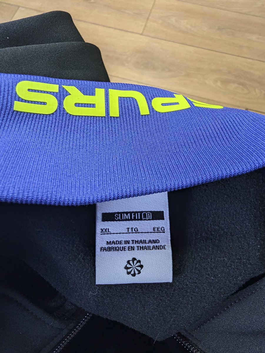 AbandonedTroll's tweet photo. Any Spurs fans want a blank XXL Anthem Training Jacket? Way too big for me now. Dude on the link below has better photos 😂

But just cover postage and happy to send out, or I can bring to a home game this season. 

https://t.co/6ikgbaZ8k7

#COYS https://t.co/g9YIPubJSi