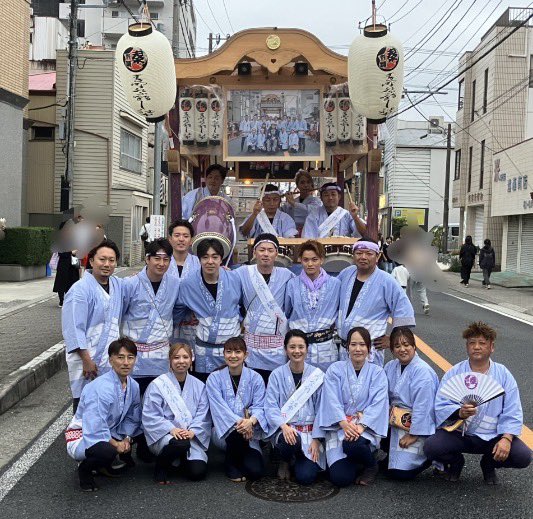WjXM7aNooK35ntX's tweet photo. 秦野たばこ祭り2026 day2 最前列🌔

「夫と一緒に太鼓を叩くのが目標なんです」

遂に石黒 彩さんが太鼓を叩いて。

LUNA SEA 真矢さんと。 https://t.co/V8HzrSSiqq
