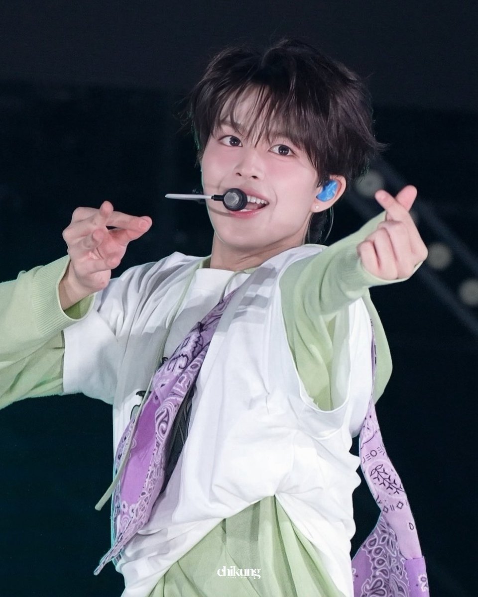 M_CHIKUNG's tweet photo. 260926 SBIMUSICCIRCUS

너를 향해 MUAH*:.｡. .｡.:*･゜ﾟ･*☆

#TERU #테루
#VAYONN #베이온 https://t.co/7x9tCDRmmD