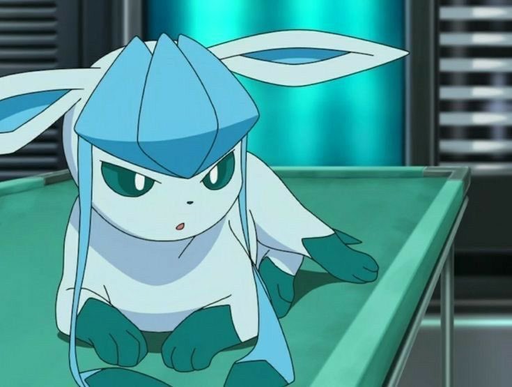 pomusana's tweet photo. call me insane but haerin reminds me of glaceon https://t.co/HmVLgqy2dq