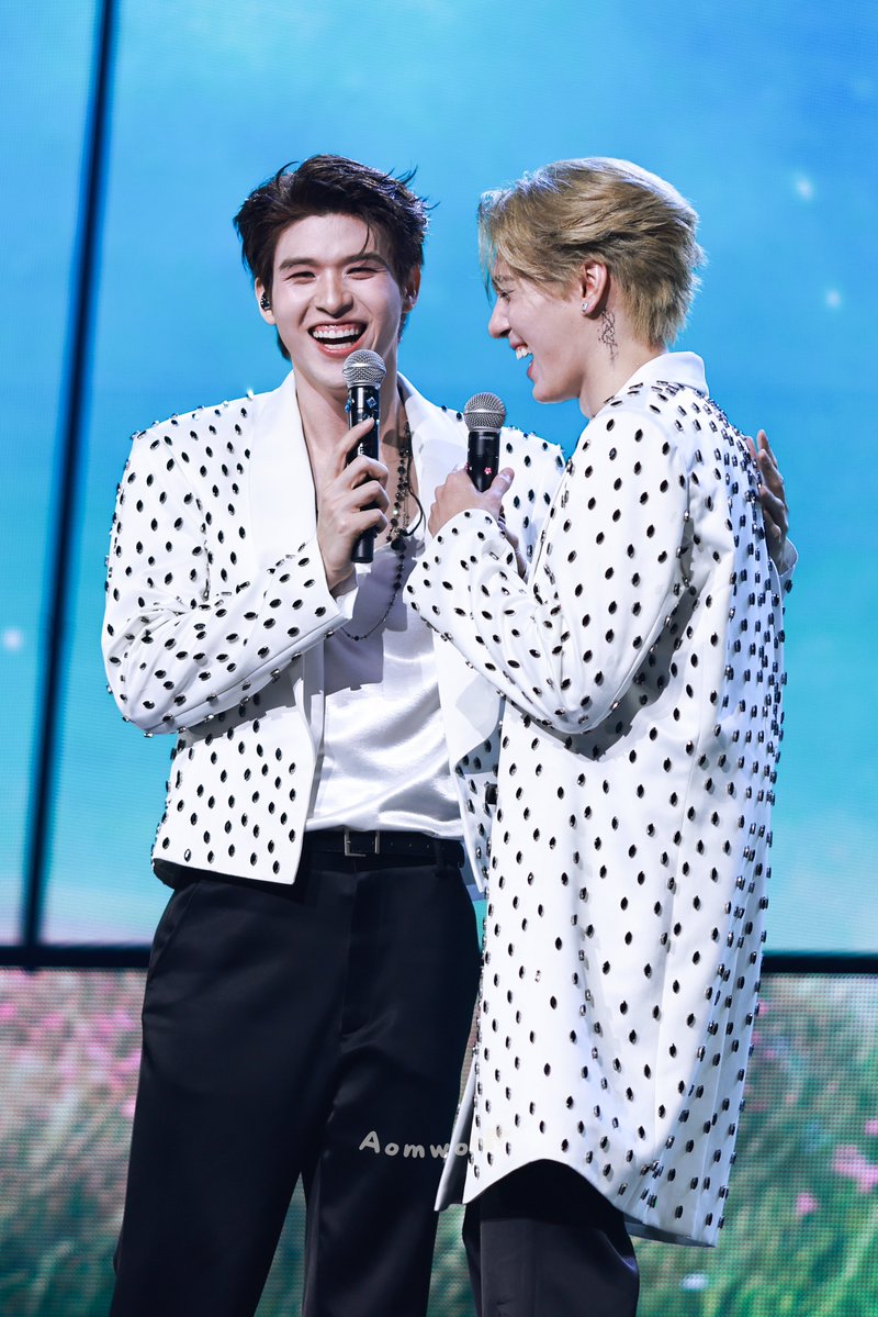 AomwoN's tweet photo. ต๊กกะใจ มาให้กอดเลย 😽

#SkyNaniSToTheNFanconD2
#skywongravee #hirunkit_
#skynani https://t.co/us2TBL0d0m